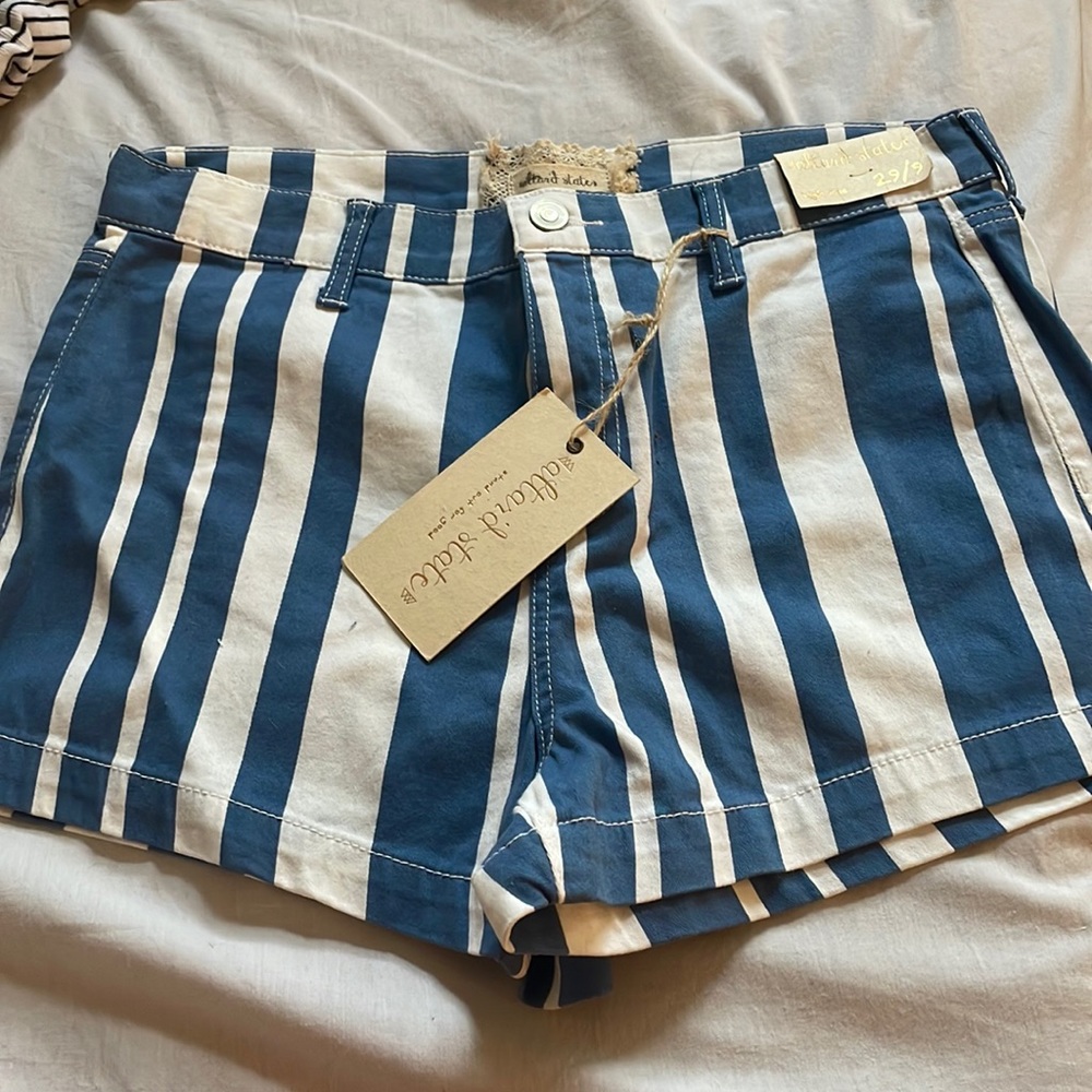 Altered state striped shorts